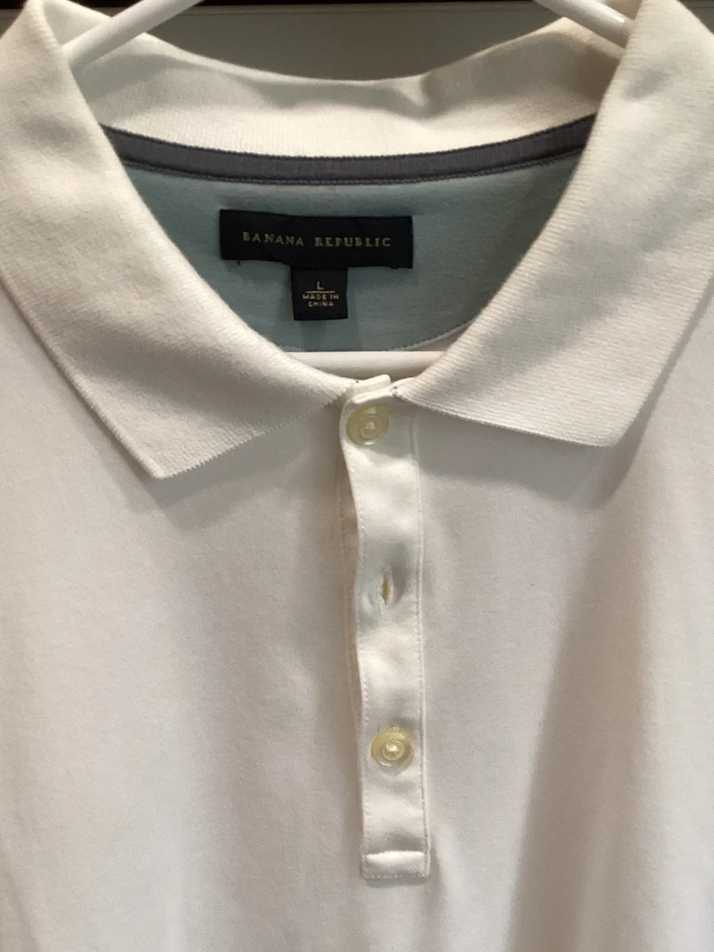 Banana Republic Men’s White Polo Shirt - Minimalist Short Sleeve